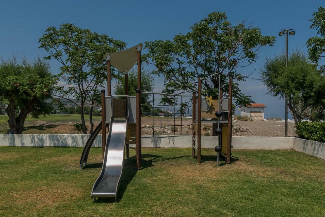 פליראקי Apollo Beach מראה חיצוני תמונה