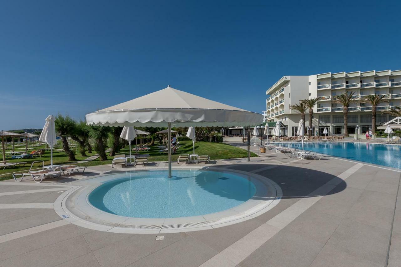 פליראקי Apollo Beach מראה חיצוני תמונה