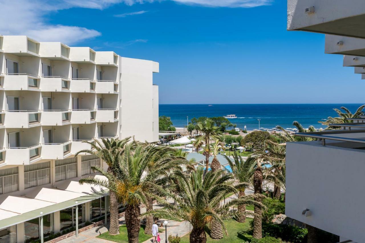 פליראקי Apollo Beach מראה חיצוני תמונה